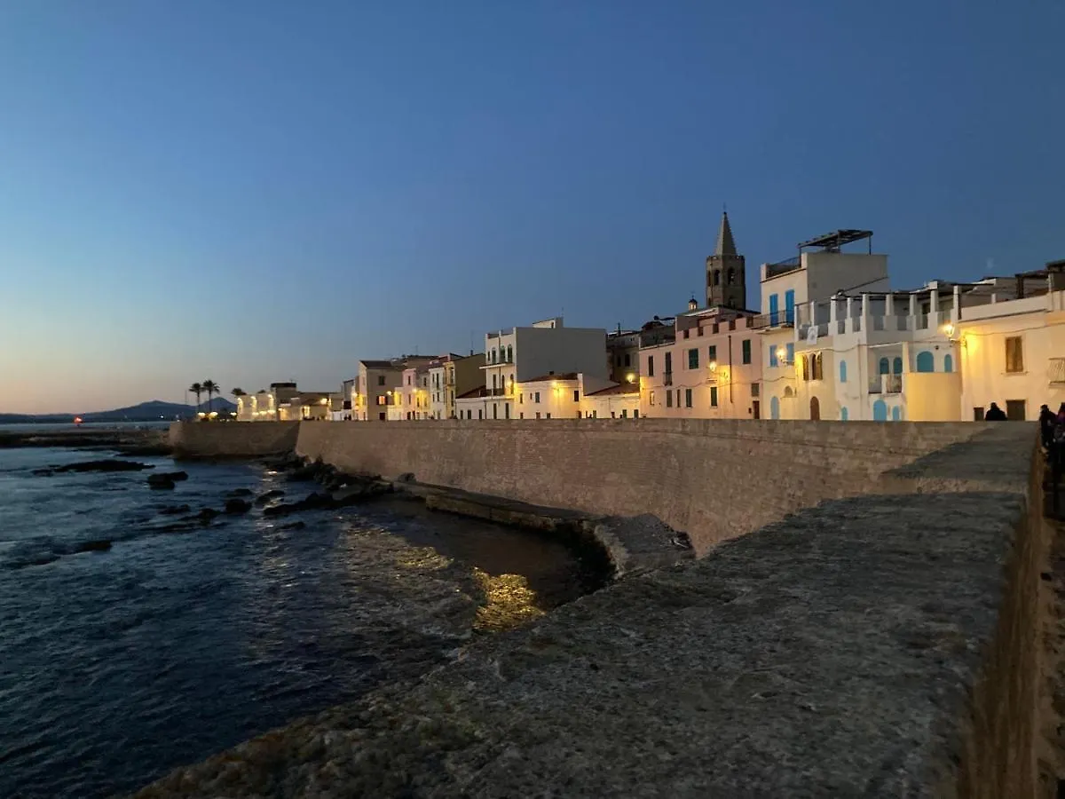La Casa Perfetta Tra Storia E Mare Apartment Alghero Italy